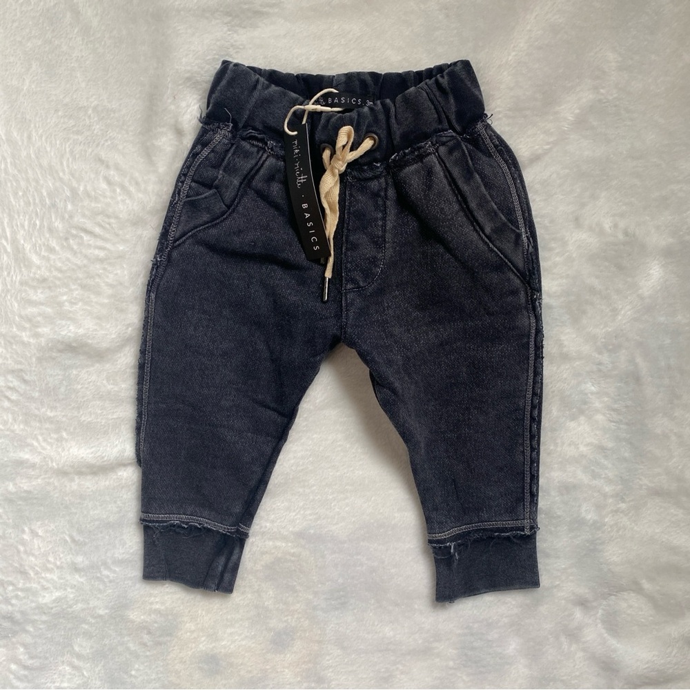 Net Nordstrom Black Sweatpants with Elastic Waistband and Cuffed Ankles